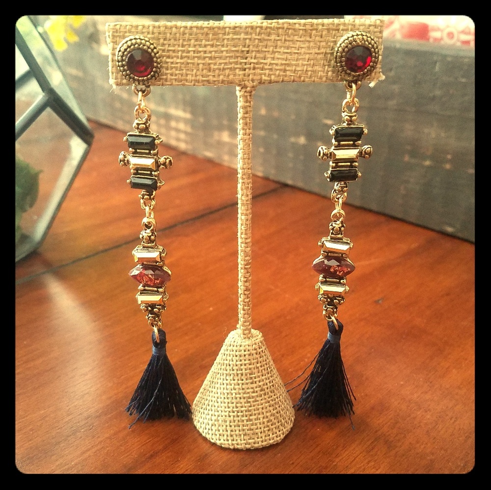 Glass stone tasseled earrings